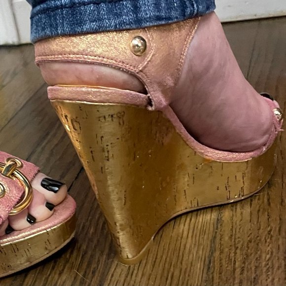 zinc Shoes - Well Worn Size 6.5 Zinc Pink and Gold Wedges with Buckle Details